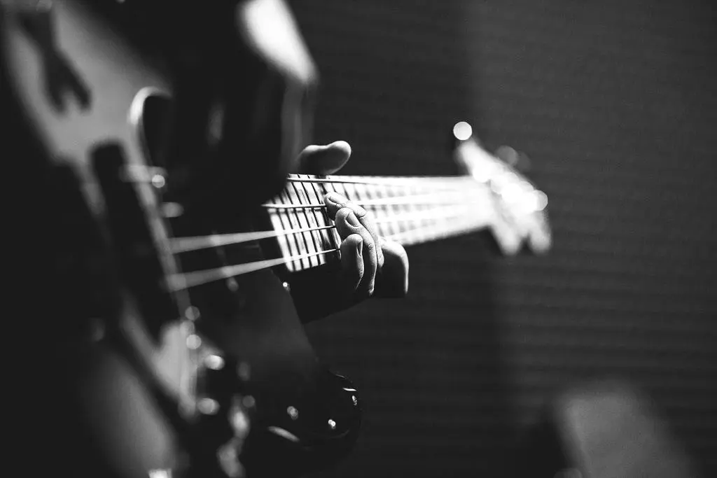 Bass tracking is the process of recording the bass guitar in a music production setting. It involves several key aspects, including the preparation of the bass, the application of specific recording techniques, and the understanding of the bass's role within the musical arrangement.
