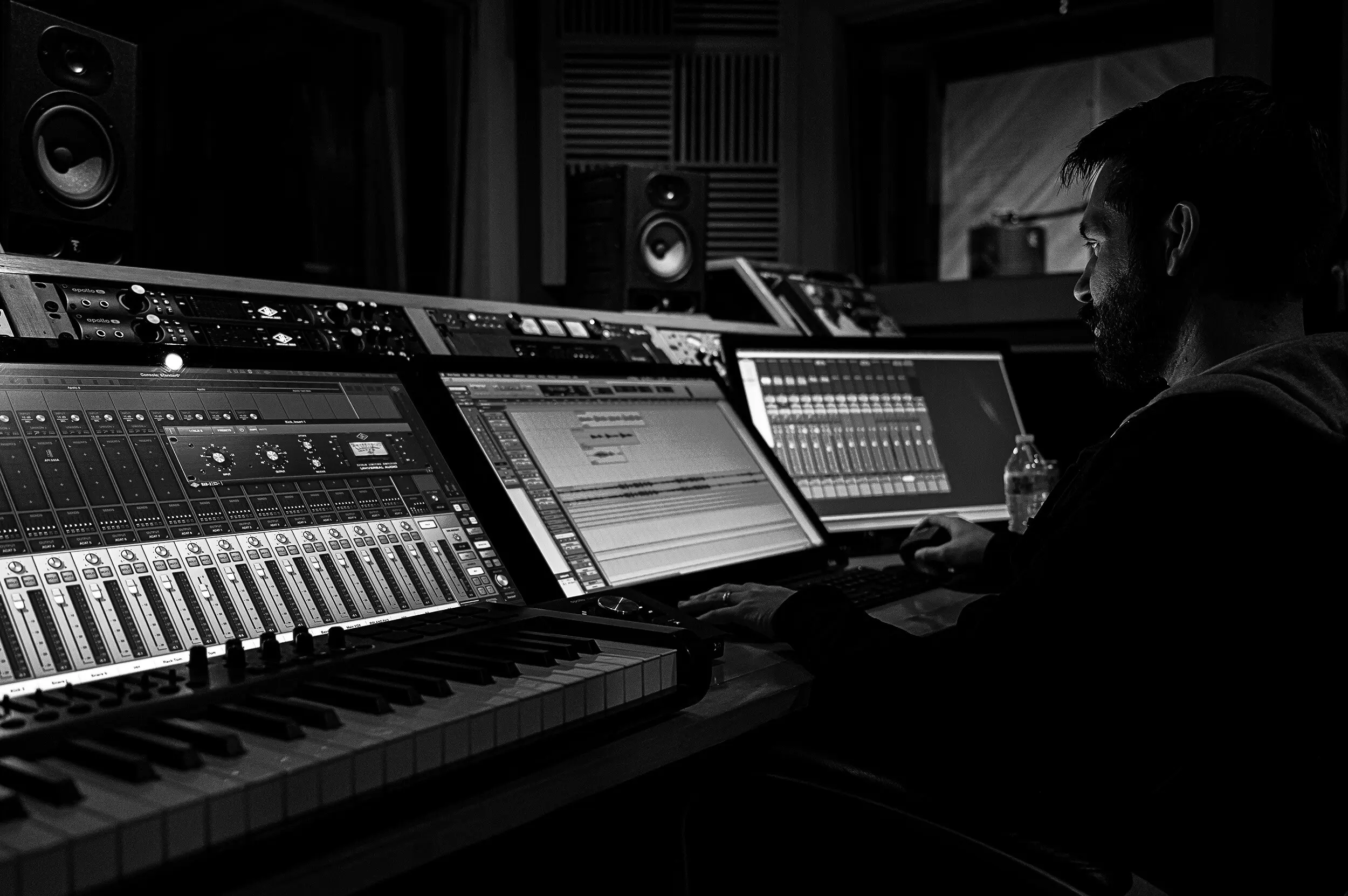 "24-Bit" in digital audio designates a bit depth of 24, which leads to a wide dynamic range and precise sound reproduction. It's the industry standard, particularly for recording, mixing, and mastering.