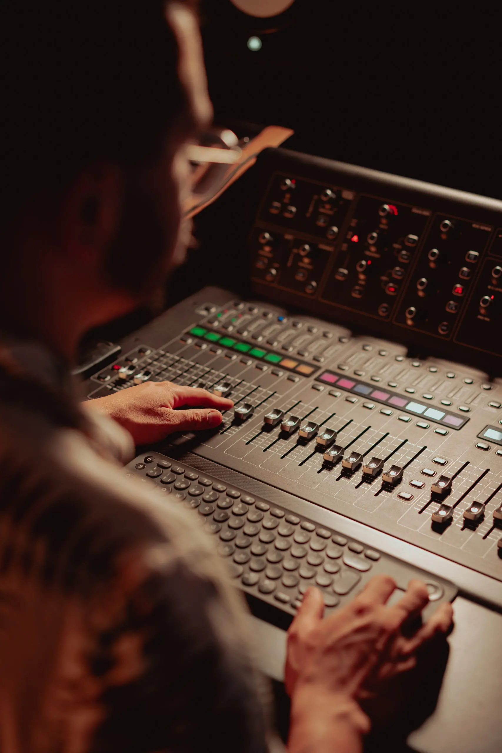 Audio engineering is the discipline that transforms simple sounds into musical masterpieces.